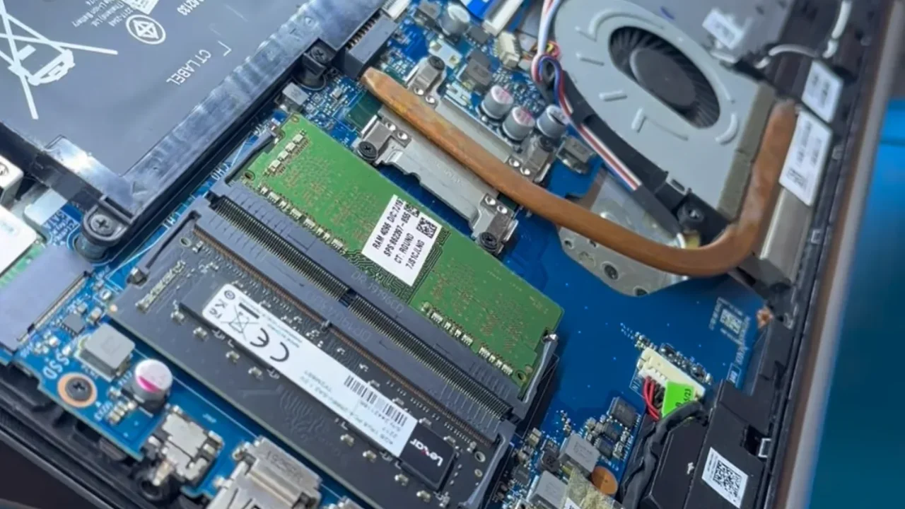 Laptop chậm: nên nâng RAM hay SSD trước?