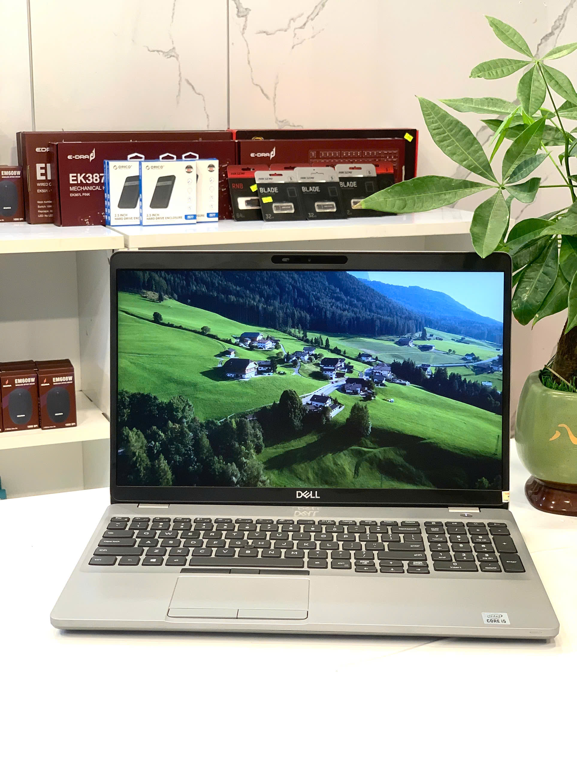 like-new-laptop-dell-latitude-5510 (4).jpg